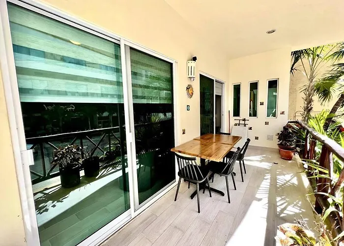 Modern Luxury 2br 2ba Near Mamitas Club Apartamento Playa del Carmen