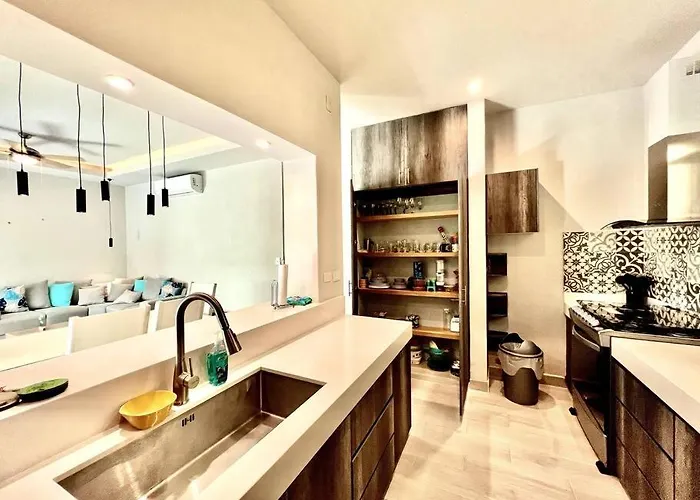 Modern Luxury 2br 2ba Near Mamitas Club *