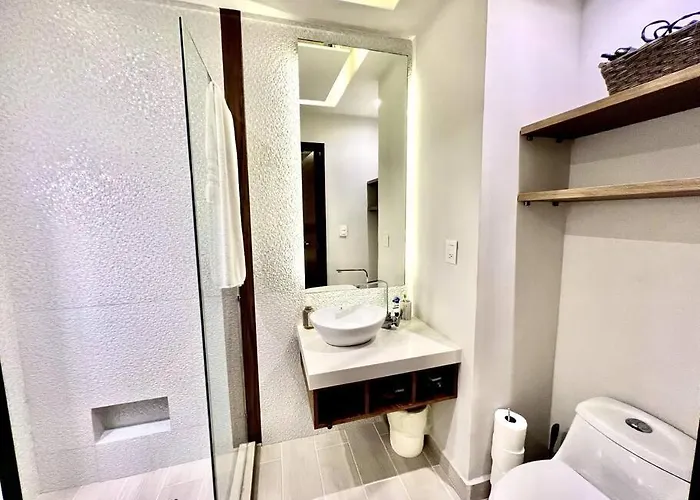 Modern Luxury 2br 2ba Near Mamitas Club * Playa del Carmen